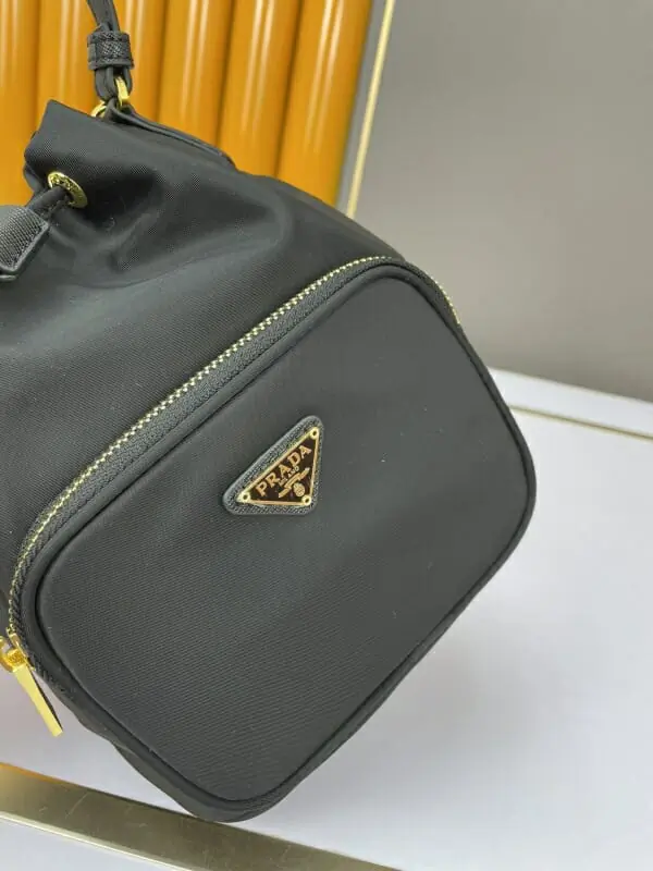 prada aaa qualite sac a main  pour femme s_12077604